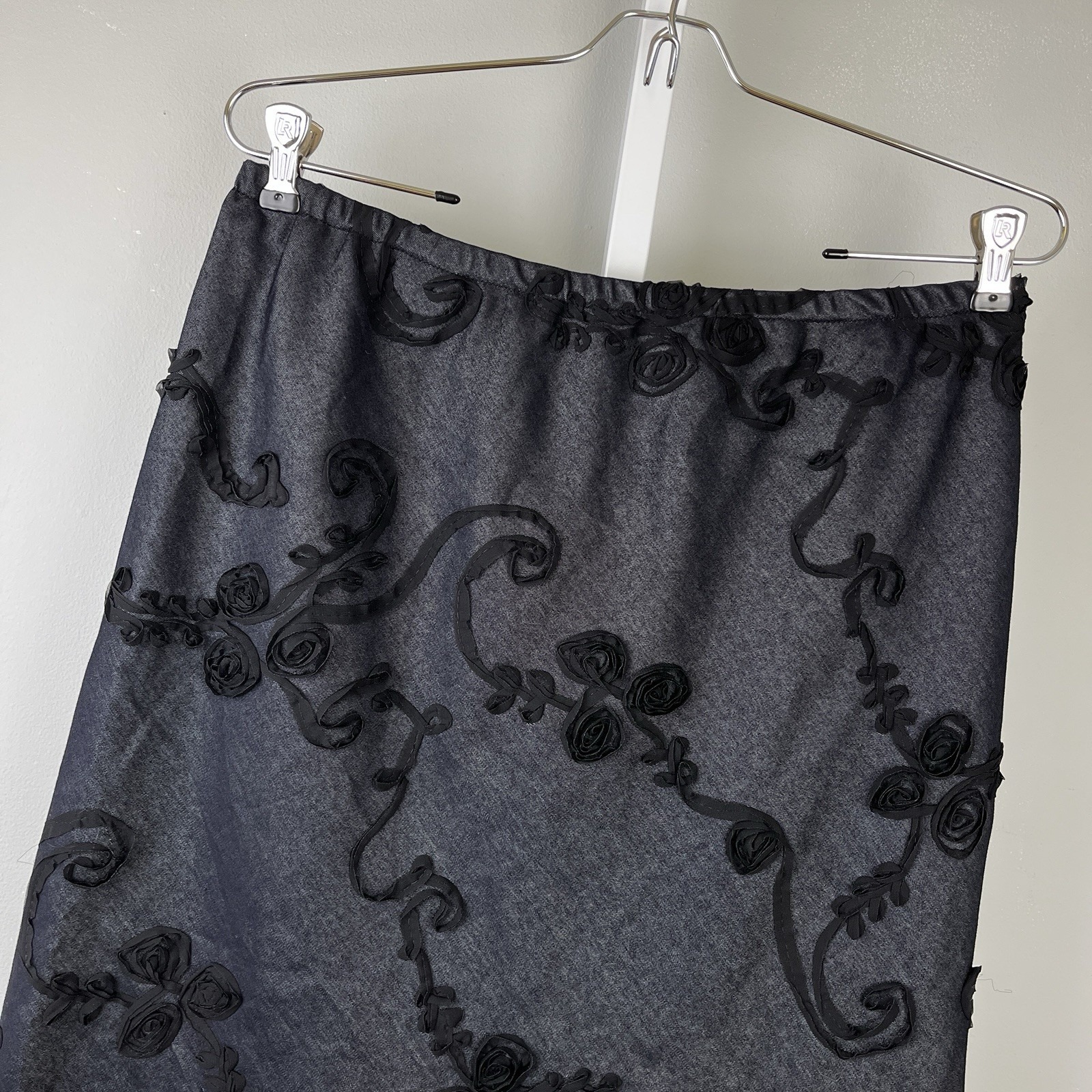 Insight Black Floral Maxi Skirt Womens 12 Ruffle Hem Whimsygoth Witchy Y2k